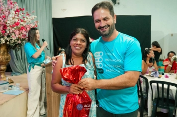 Foto - Uma Noite Para Elas: Dia da Mulher em Esperança Nova