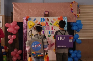 Foto - Desfile Mochila Maluca 2025 – Escola Irmã Dulce