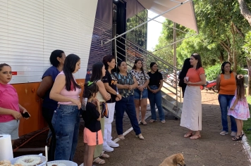 Foto relacionada - Encerramento do Curso de Maquiagem Social