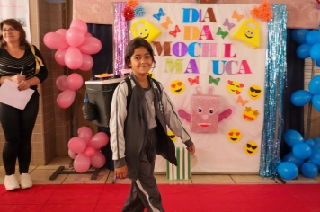 Foto - Desfile Mochila Maluca 2025 – Escola Irmã Dulce