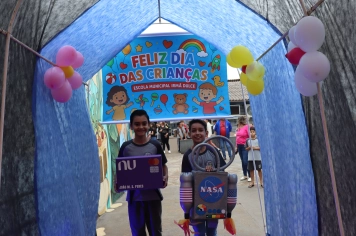 Foto - Desfile Mochila Maluca 2025 – Escola Irmã Dulce