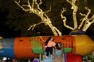 Foto - Entre Luzes e Palavras