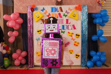 Foto - Desfile Mochila Maluca 2025 – Escola Irmã Dulce