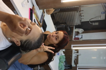 Foto - Unidade Móvel de Moda e Beleza