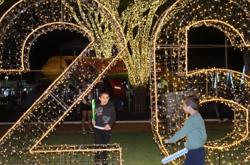 Foto - Entre Luzes e Palavras