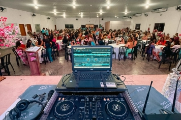 Foto - Uma Noite Para Elas: Dia da Mulher em Esperança Nova