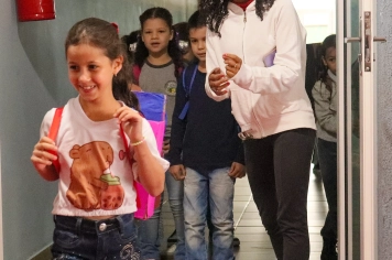 Foto - Desfile Mochila Maluca 2025 – Escola Irmã Dulce