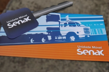 Esperança Nova Recebe Unidade Móvel de Moda e Beleza do Senac - PR com 4 Cursos Gratuitos